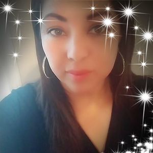 Meet your Posher, Dalia